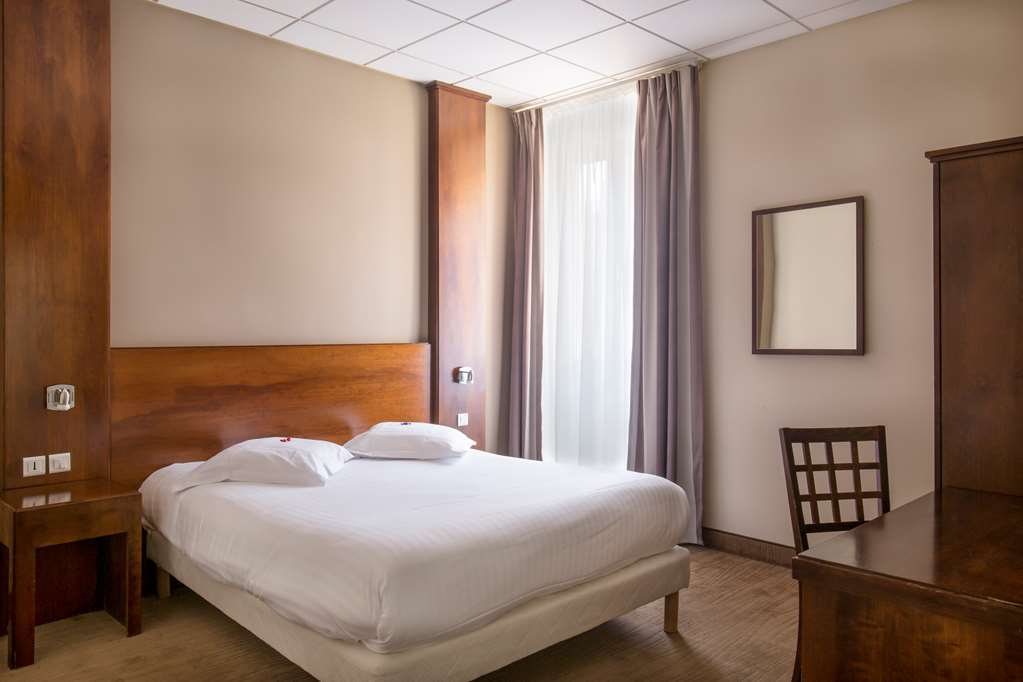 Hotel Le Noailles Nice Gare Room photo